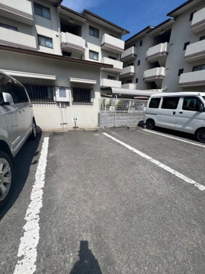 【駐車場】 | サンヒル箕面