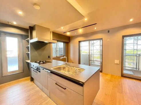 新築のように生まれ変わったマンション　～仲町台パークヒル ７号棟～