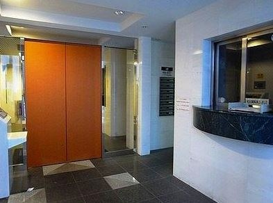 パレステュディオ新宿御苑前のエントランス|パレステュディオ新宿御苑前