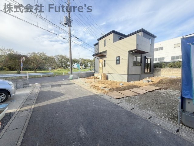 三郷市高州2丁目　新築戸建　全1棟の前面道路含む現地写真|前面道路含む現地写真です。