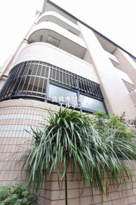 【外観】 | アンフィニ6 | しっかりとした外観