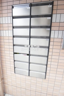 【エントランス】 | アンフィニ6 | 綺麗なエントランス