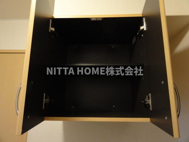 クレシアの玄関|上部収納になります◇