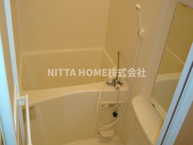 クレシアの浴室|浴室乾燥機能付きのバスルームです＊