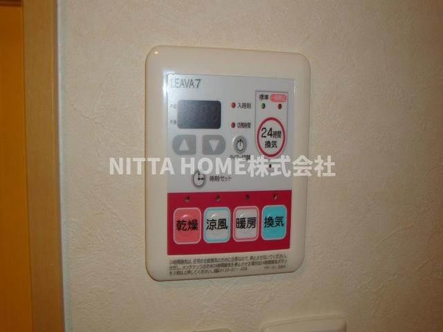 クレシアの設備|浴室乾燥や暖房などができる設備になります★