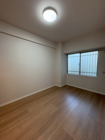 【洋室】ルネ須磨 