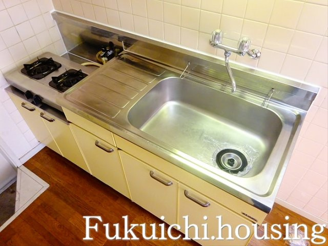 ハウス松園のキッチン