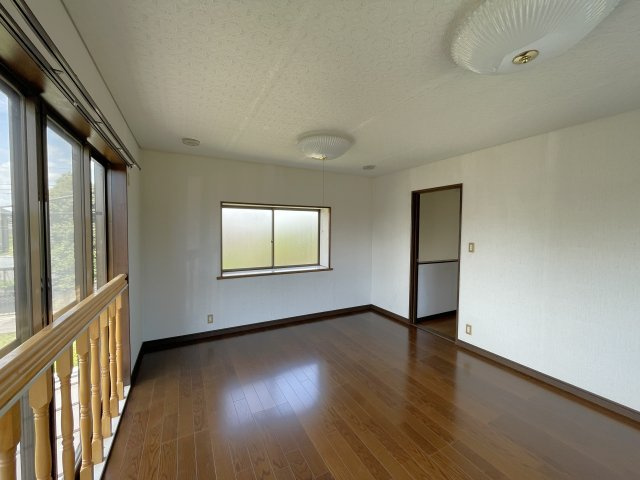 大網白里市木崎中古戸建の洋室