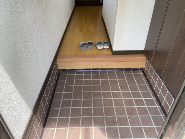 大網白里市木崎中古戸建の玄関