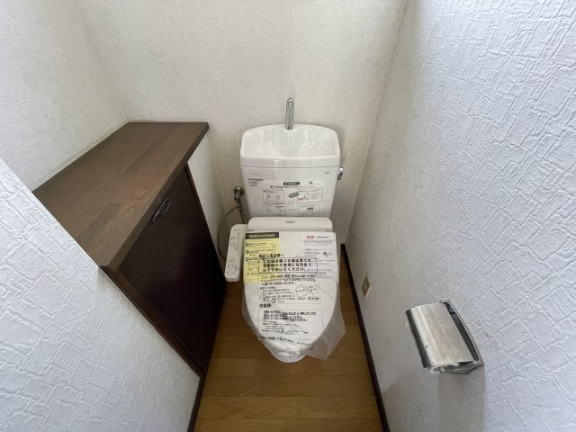 大網白里市木崎中古戸建のトイレ