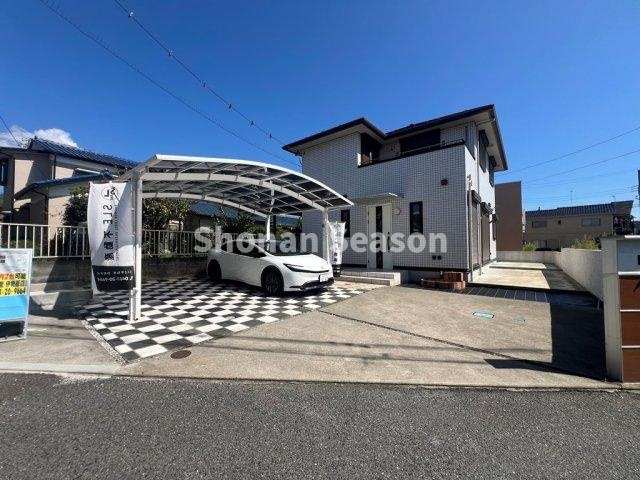 【外観】 | パナホーム施工のオール電化注文住宅☆2015年築！
南側には広いお庭付き◎