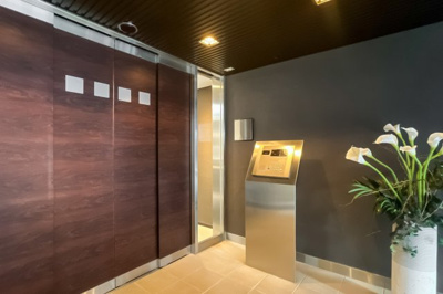 【エントランス】 | ルイマーブル乃木坂