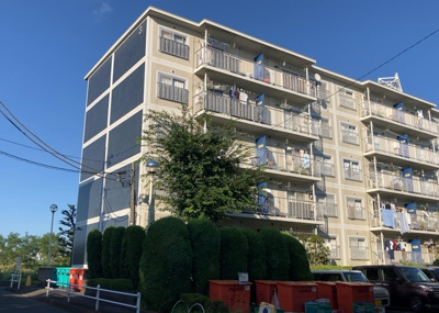 【外観】 | 第二カミユ八王子３号棟 | マンションの外観は非常に重要なポイントです！外観の善し悪しは資産価値に大きな影響を与えます。外観のいいマンションを購入することで、高値で売却がしやすく、買い手が見つかりやすいというメリットがあります。