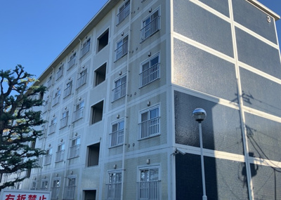 【外観】 | 第二カミユ八王子３号棟 | 眺望の良さを楽しめるダイニングキッチンで家族団らんの時間を過ごしてはいかがでしょうか。バルコニーから見える景色を家族で眺める時間は、時間が経つのを忘れてしまいそうですね。是非、現地を見に行きましょう！