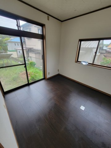 日進市岩藤町一ノ井貸家の居間・リビング