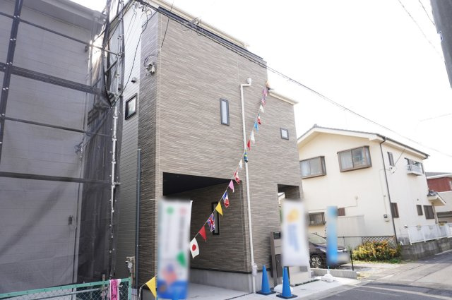 越谷市大字恩間 新築分譲住宅の外観