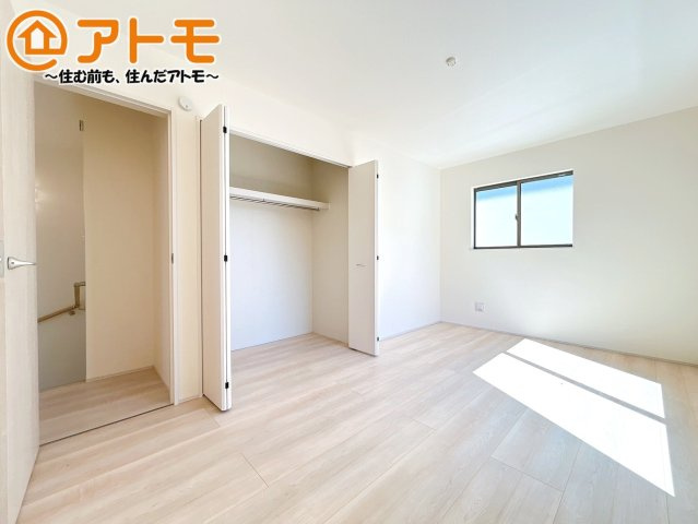 【寝室】 | 沼津市中沢田Ⅰ　分譲住宅　E号棟 | 毎日すごす部屋の広さや陽当りも気になるポイントですね！現地で体感してみてください♪