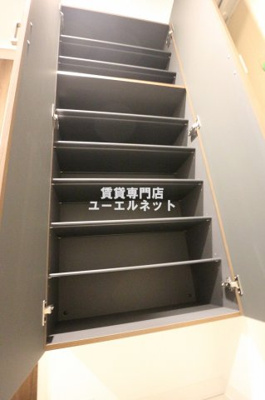 【設備】 | THE ROOTS ESAKA | シューズボックス