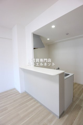 【設備】 | THE ROOTS ESAKA | カウンターキッチン