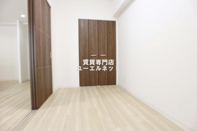 【設備】 | THE ROOTS ESAKA | 洋室4.6帖