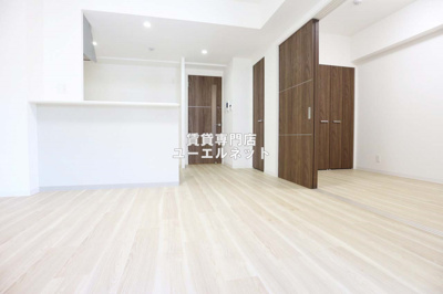 【居間・リビング】 | THE ROOTS ESAKA | くつろぎの空間