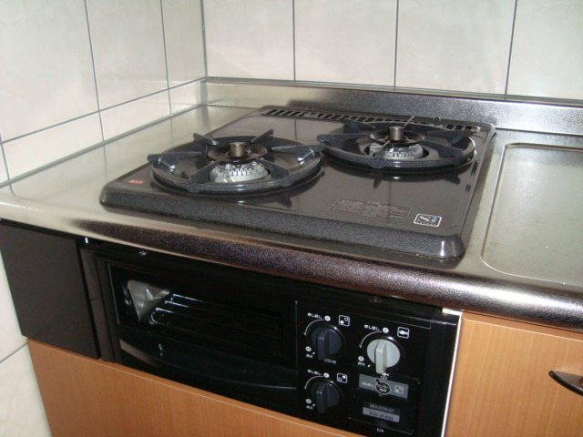 アメニティプレイスのキッチン|ビルトインコンロ（イメージ）