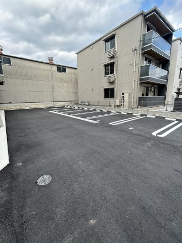 【駐車場】チェリーカーサ西原