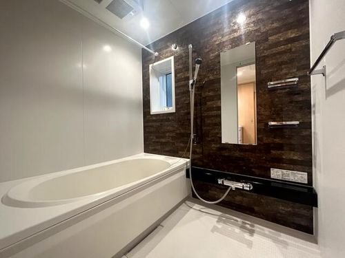 シャーメゾン六甲山手の浴室