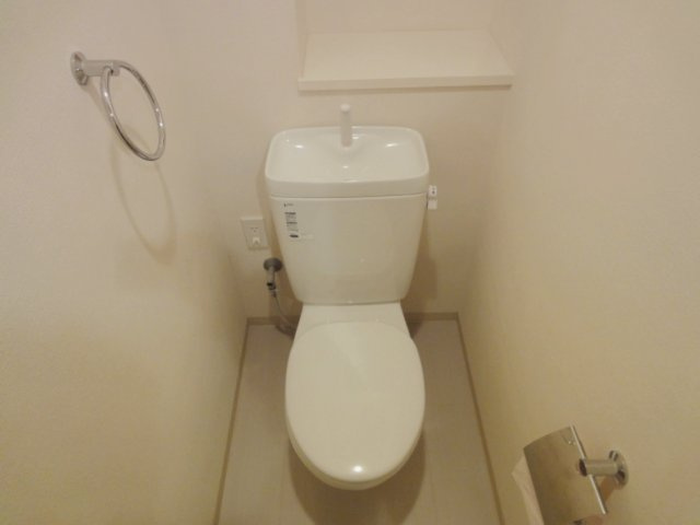 AMENITYCOURT K-Ⅰのトイレ