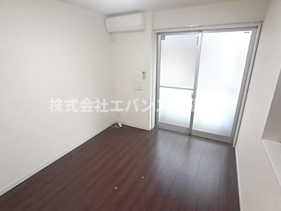 【寝室】 | リブリ・本千葉 | 使い勝手のいい寝室です