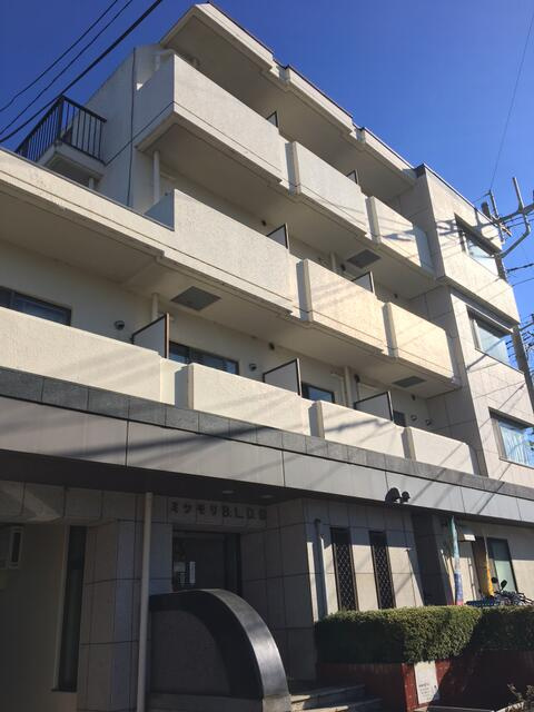 川崎市多摩区宿河原2丁目のマンションの画像