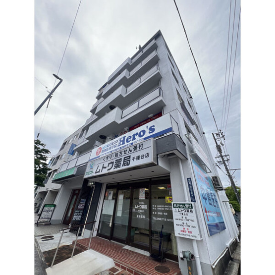 【エントランス】 | 霞ヶ丘ビル