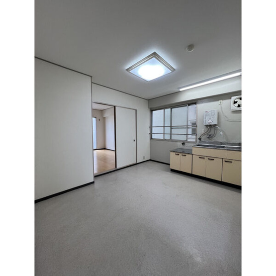 【居間・リビング】 | 霞ヶ丘ビル