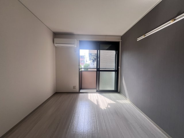 トゥインクル谷上の居間・リビング