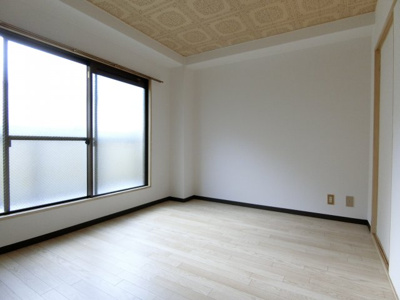 【洋室】 | メゾンホワイト