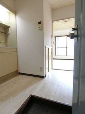 【玄関】 | メゾンホワイト