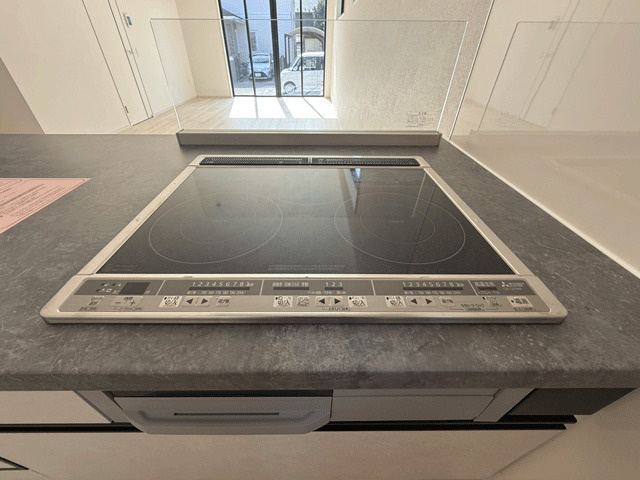 仙台市若林区上飯田2期　1号棟のキッチン