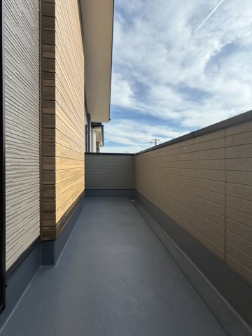 仙台市若林区上飯田2期　1号棟のバルコニー