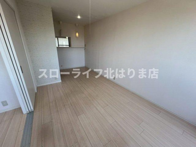 【居間・リビング】 | ロイヤルハイツⅠ