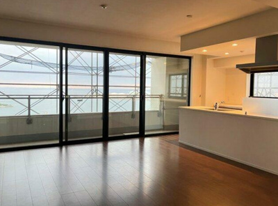 【居間・リビング】 | グランスイートブルー