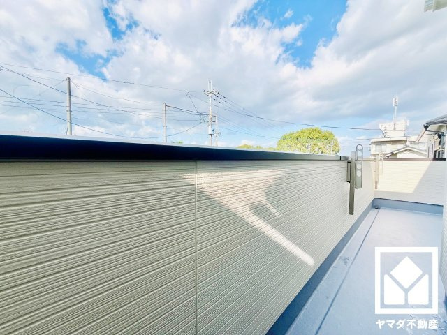 八幡市男山松里　第3　1号棟のバルコニー