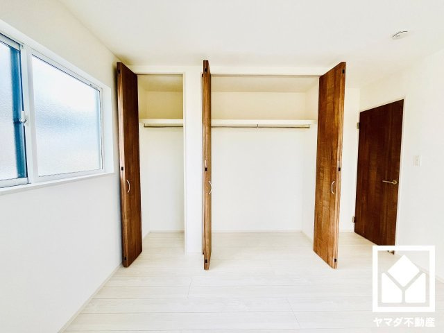 八幡市男山松里　第3　1号棟の収納