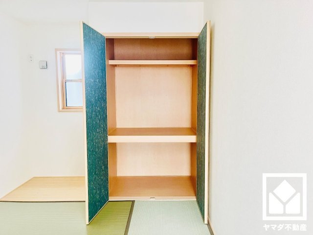 八幡市男山松里　第3　1号棟の収納