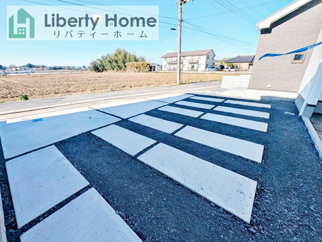 古河市諸川23-P1　新築戸建　1号棟の駐車場