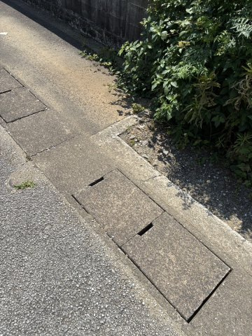 高知市長浜　売土地のその他|接道部には側溝が設けられており、雨天時も安心です