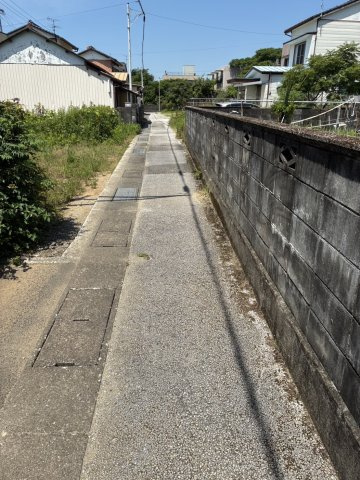 「広々とした住宅用地」高知市長浜　売土地の周辺|前面道路