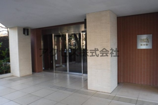 【エントランス】 | ※同建物別室、参考写真
