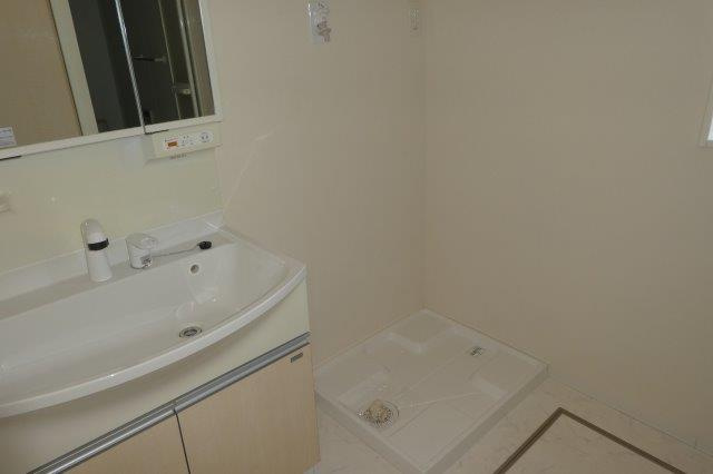 スーリールプラスⅠ番館のその他|洗濯機置き場