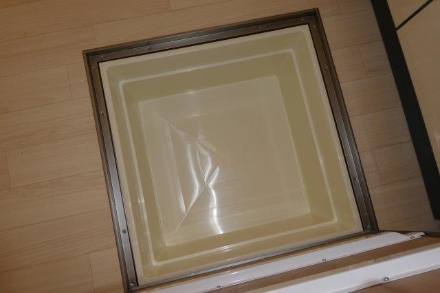 スーリールプラスⅠ番館の収納|床下収納