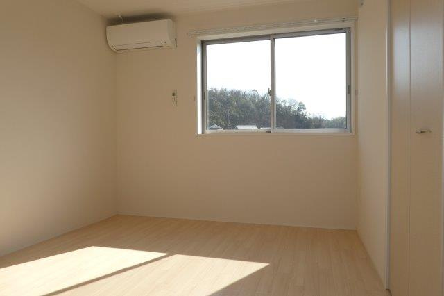 スーリールプラスⅠ番館の寝室|洋室